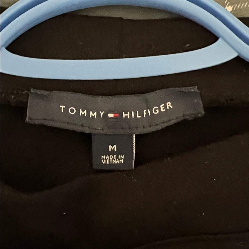 Tommy Hilfiger Black Rhinestone Logo Sweatshirt Women’s Medium - Picture 4 of 5